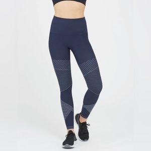 $88 Spanx ‘Look At Me Now’ Seamless Moto Leggings in Indigo Sky, NWOT size M